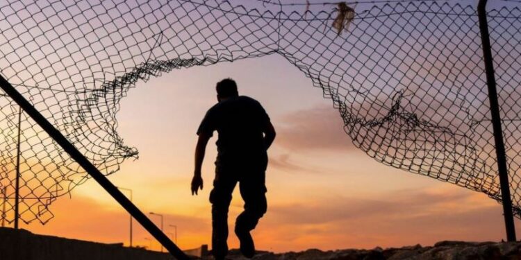 Atrapados en un Laberinto: La Humanidad enfrenta 14 catorce callejones sin salida evolutivos