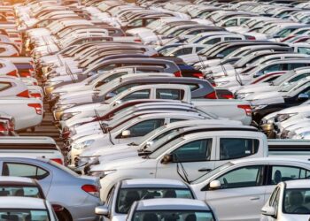 Importadores de vehículos usados enfrenta a concesionarios del sector 