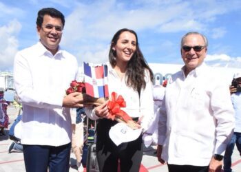 República Dominicana celebra la llegada del turista número 10 millones en 2023