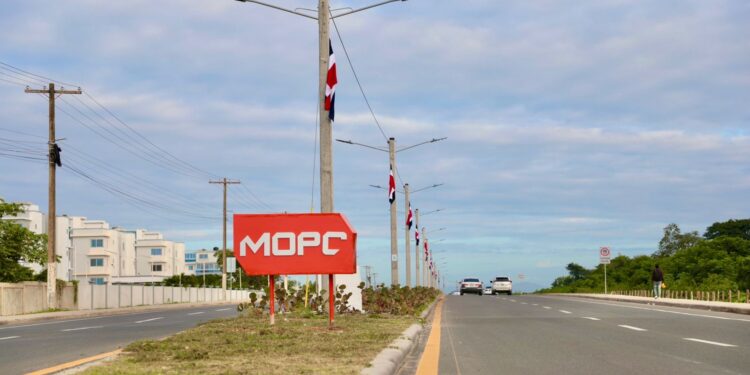 Gobierno inaugura avenida Freddy Beras Goico en Santo Domingo Este