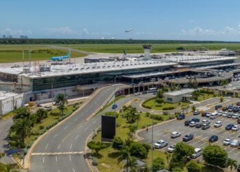 Contrato con AERODOM: Anuncian beneficios económicos adicionales para el Estado