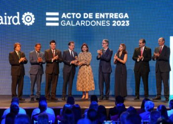 MICM recibe galardón de AIRD por su labor en el apoyo al sector industrial en 2023