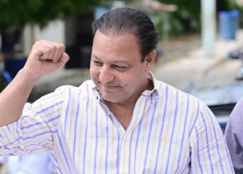 Candidato del PLD Abel Martínez viaja a La Romana y La Altagracia