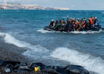 Acnur aplaude el nuevo pacto migratorio europeo; Amnistía Internacional lo crítica