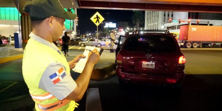 La DIGESETT retiene 580 motocicletas y 68 vehículos por violaciones a la Ley Tránsito