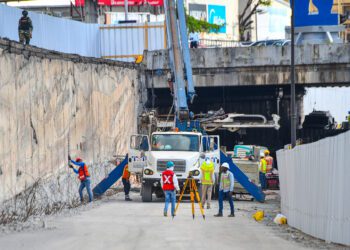 MOPC solucionará problemas estructurales del paso a desnivel de la Avenida 27 de Febrero