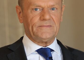 Parlamento polaco elige nuevo primer ministro