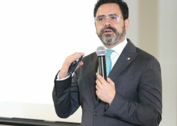 Economista ve reducción de inflación y disminución tasas de interés de USA en 2024