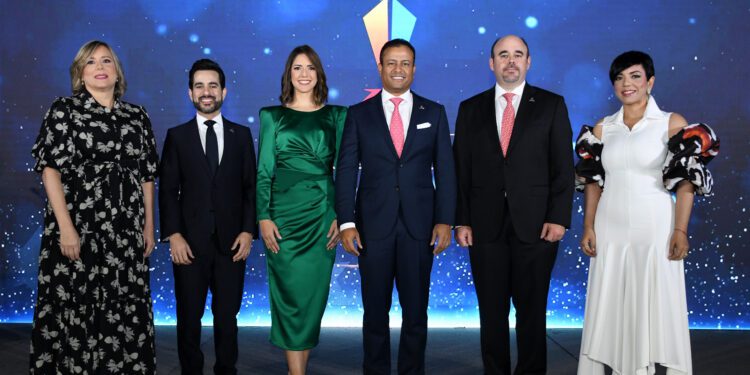 ADOCOSE realiza la 8va entrega de los Premios a la Excelencia 2023