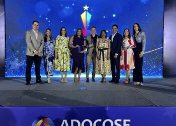 SURA, nuevamente galardonada en Premios a la Excelencia 2023 de ADOCOSE