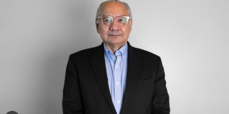 Revelaciones: Ex embajador estadounidense en Bolivia acusado de espionaje para Cuba