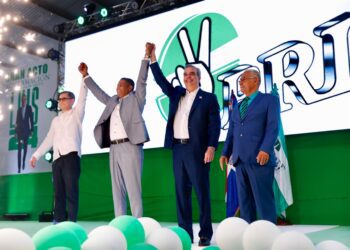 Luis Abinader proclamado candidato presidencial del PRI 