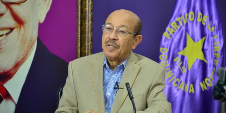 Temístocles Montás refuta economía de RD haya mejorado en 2023