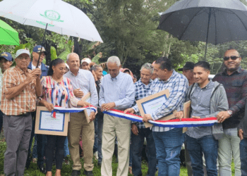 Inauguran en Jarabacoa acueducto comunidad El Manguito