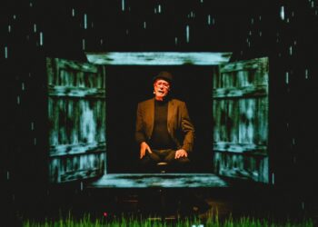 José Antonio Rodríguez continúa con su "Monólogo del cantautor: Fuera del Cajón"