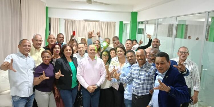 Fuerza del Pueblo proclamará a Julio Romero como Candidato a Alcalde de SDE 