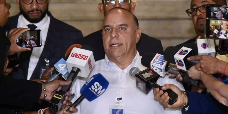 Auto de apertura a juicio contra Micky López y presunta red de lavado de activos