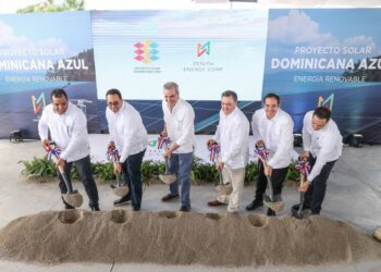 Dominicana Azul: primer parque solar con almacenamiento de energía