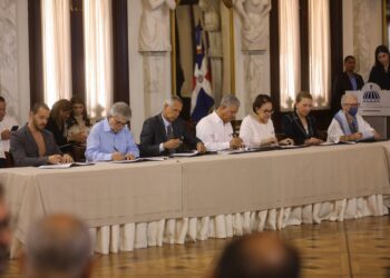 Acuerdo histórico entre Gobierno y ecologistas para salvaguardar áreas protegidas