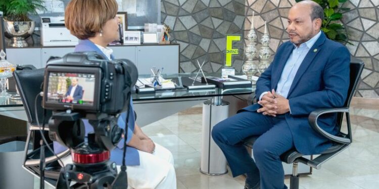 Logros de la DGII: Facturación electrónica, tecnología de vanguardia y recaudaciones