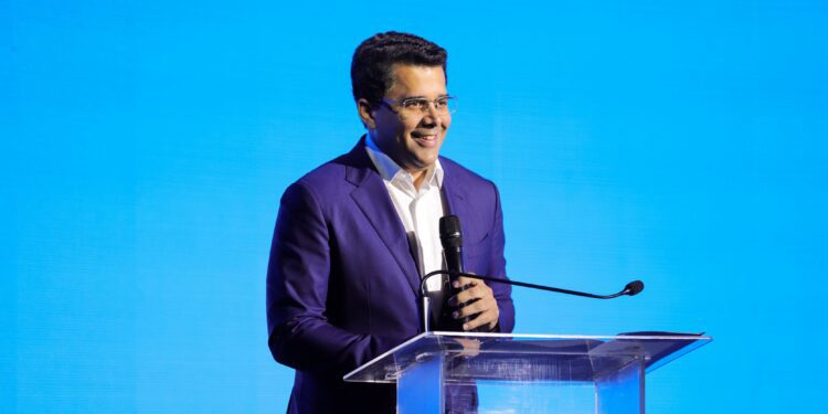 Abinader y Collado siguen confiados en turismo como motor del desarrollo de RD