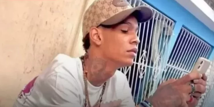 Piden prisión contra urbano Dilon Baby acusado de explotación sexual