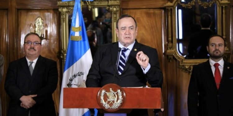 Guatemala: Presidente padeció cáncer durante su mandato; Juez pide al  Supremo suspender partido de Arévalo