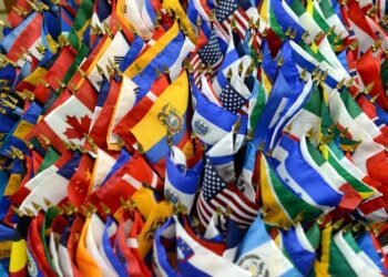 Informe revela cifras y cambios significativos en fusiones y adquisiciones en América Latina