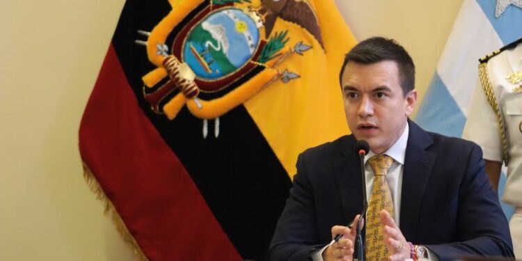 El presidente de Ecuador decreta el estado de excepción para intervenir las cárceles del país