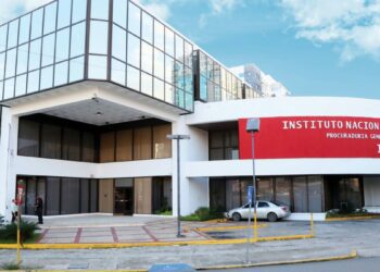 Inacif inhuma 125 cadáveres no reclamados de su morgue