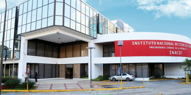 Inacif inhuma 125 cadáveres no reclamados de su morgue