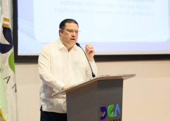 DGA inorma haber logrado récord en despacho de contenedores