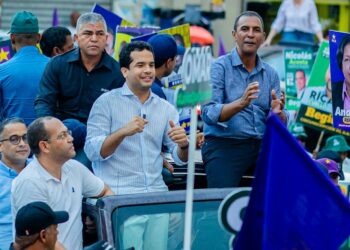 Omar Fernández y Domingo Contreras encabezan recorridos en el Distrito Nacional