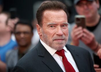 Schwarzenegger detenido por vender reloj no declarado por 270.000 euros