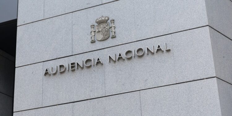 Juzgan en España a dominicano y su pareja por tráfico de cocaína