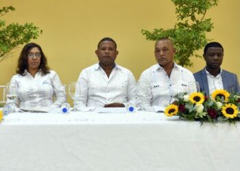 INFOTEP capacita a 50 ciudadanos como instaladores de paneles fotovoltaicos en Guerra