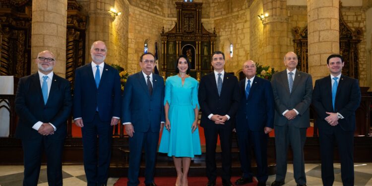 Banco Popular celebra misas en acción de gracias por su 60° aniversario