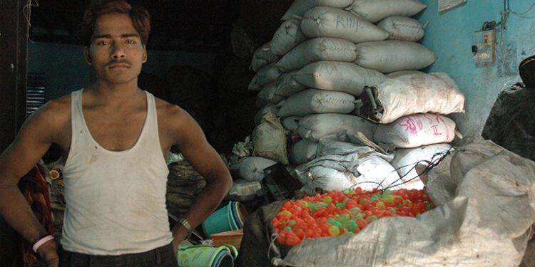 La OIT advierte sobre fragilidad en perspectivas laborales para el 2024