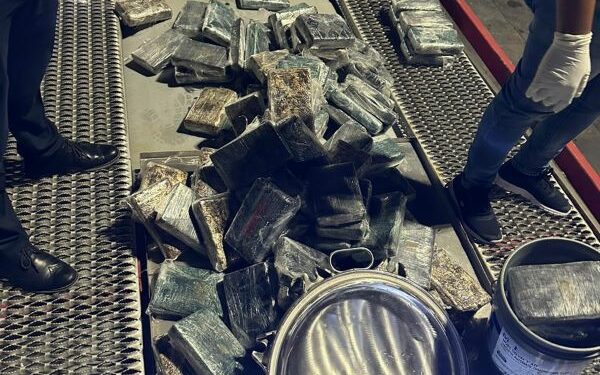 Incautan en Caucedo 93 paquetes de presunta cocaína con destino a España