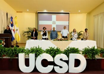 UCSD inaugura innovador Doctorado en Educación con enfoque en planificación y gestión