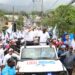 Abinader recorre Villa Altagracia, El Carril, Haina y San Cristóbal en multitudinarias caravanas