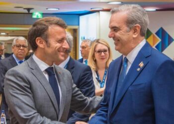 Macron anuncia Francia está dispuesta apoyar proyectos en infraestructura en RD