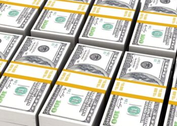 Desconocidos repiten asalto a la misma tienda en Queens