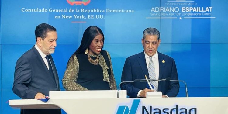 Los dominicanos cierran la bolsa de valores NASDAQ por día de la Independencia RD