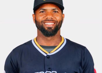 Águilas Cibaeñas adquieren de Eddys Leonard y Aderlin Rodríguez