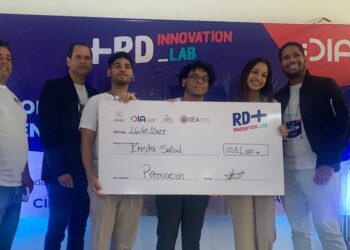 Estudiantes del INTEC triunfan en competencia nacional de emprendimiento