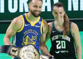 ’Batalla de sexos': Stephen Curry gana el desafío de triple a Sabrina Ionescu 