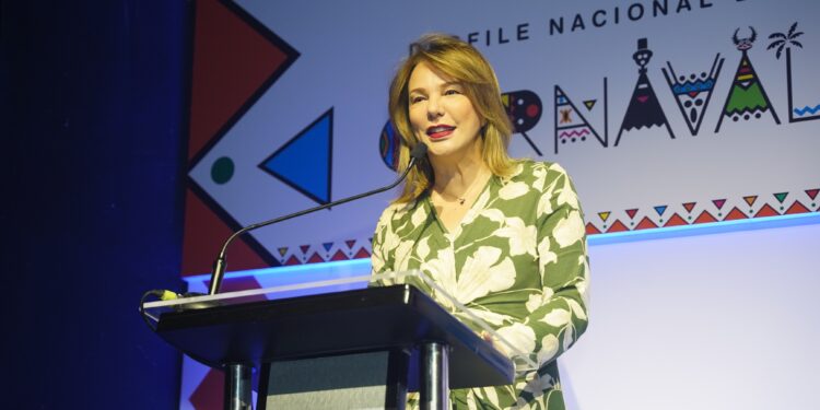 Santo Domingo se prepara para el Desfile Nacional de Carnaval 2024 dedicado a San Cristóbal