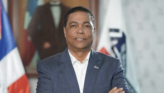 La LMD insta a la retirada de propaganda política