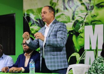 Candidatos a la alcaldía de SDE presentan propuestas para transformar el municipio